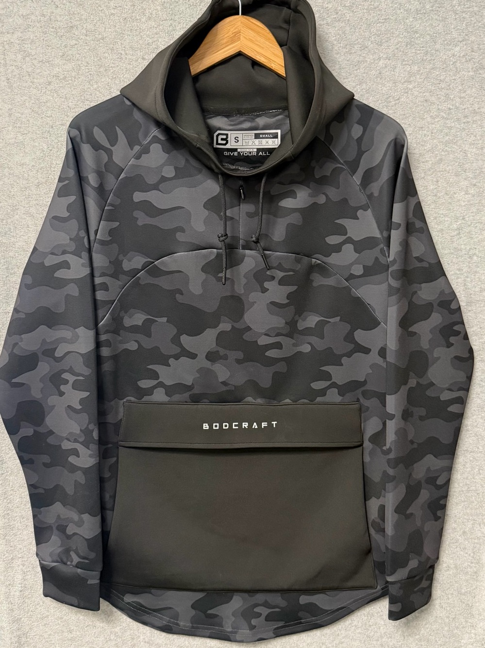 Bodcraft Total War Endgame Performance Hoodie Men’s Small Black Camo Gym Workout